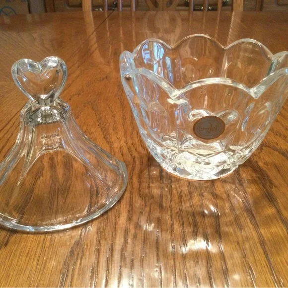 Fifth Avenue Crystal Covered Candy Jar "Cherish" - Picture 2 of 5